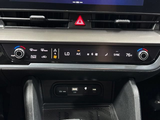 Used 2023 Kia Sportage EX FWD image 23