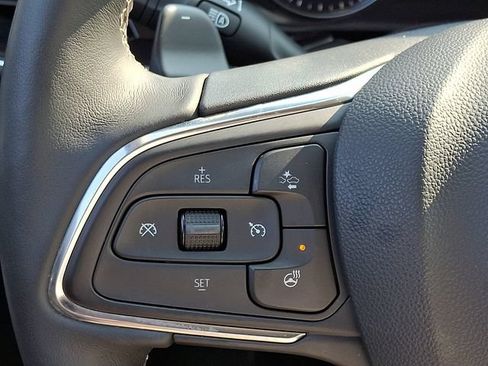 Used 2023 Buick Envision Essence AWD/4WD image 20