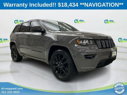 Used 2019 Jeep Grand Cherokee Altitude image 3