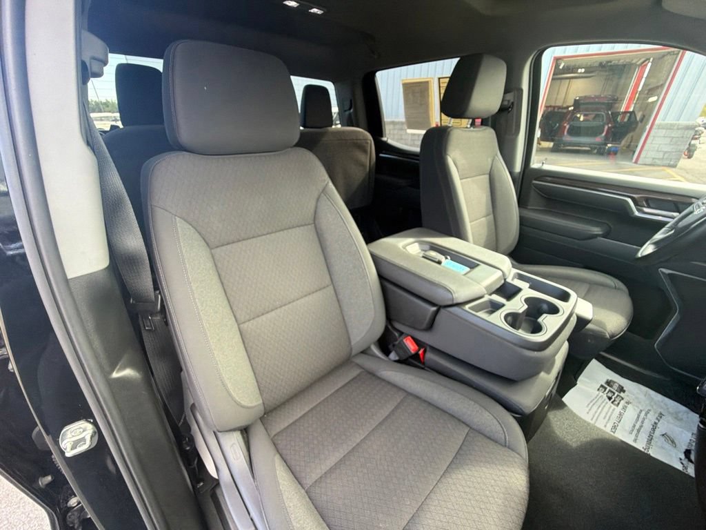 Used 2026 Chevrolet Silverado 1500 RST AWD/4WD image 34