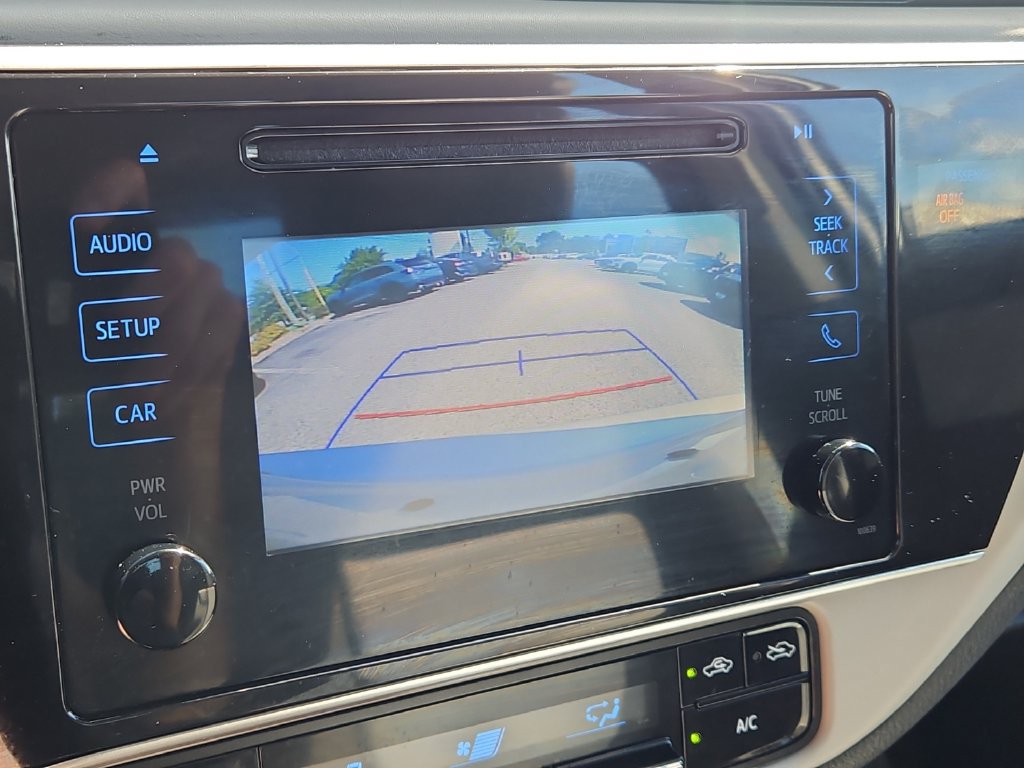 Used 2019 Toyota Corolla LE FWD image 15