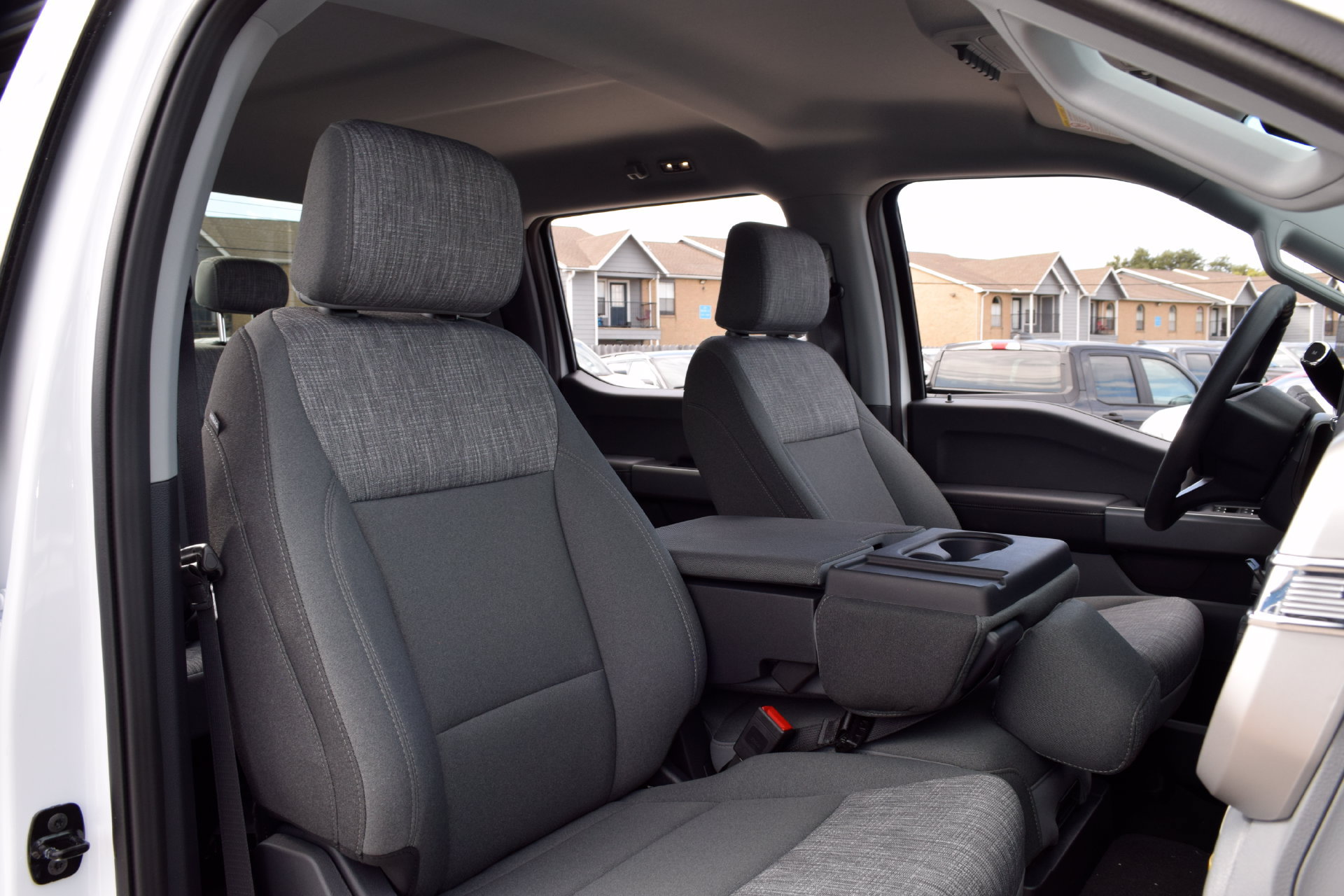 New 2026 Ford F250 XLT w/ FX4 Off-Road Package AWD/4WD image 23