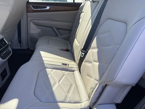 New 2026 Volkswagen Atlas SE FWD image 11