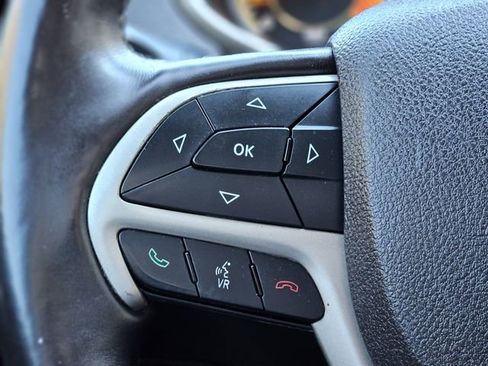 Used 2015 Jeep Cherokee Trailhawk w/ Leather Interior Group image 17