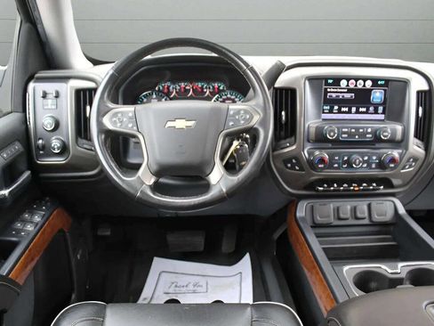 Used 2017 Chevrolet Silverado 1500 High Country image 26