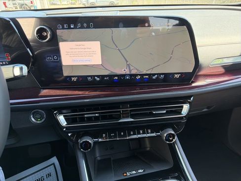 New 2026 Chevrolet Traverse RS AWD/4WD image 38