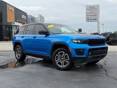 Used 2022 Jeep Grand Cherokee Trailhawk w/ Advanced Protech Group II