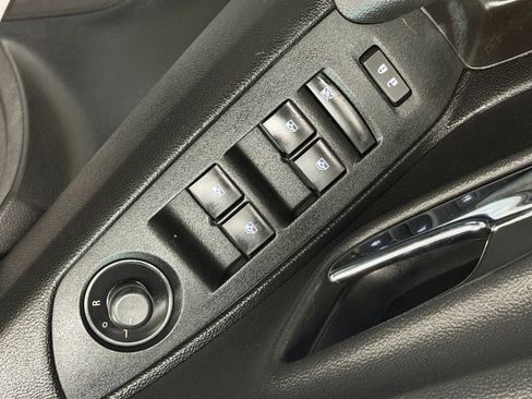 Used 2019 Chevrolet Trax LS image 22