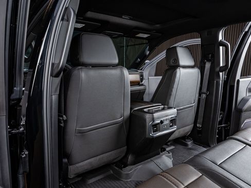 Used 2025 Chevrolet Silverado 2500 High Country w/ High Country Premium Package image 34