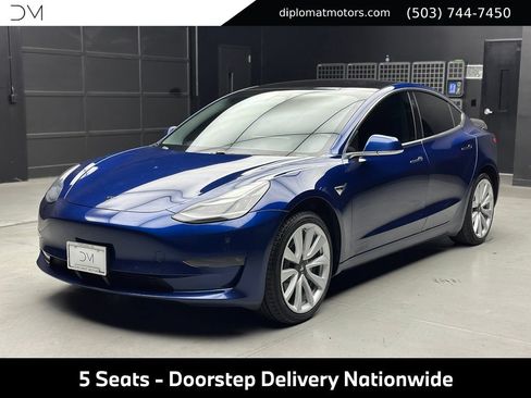 Used 2018 Tesla Model 3 Long Range RWD image 1
