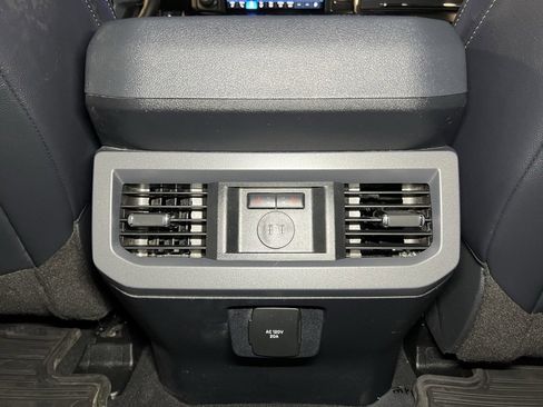 Used 2025 Ford F450 Lariat w/ Lariat Ultimate Package image 19