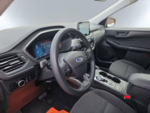 Used 2025 Ford Escape Active FWD image 17