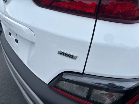 Used 2023 Hyundai Kona SEL w/ Cargo Package AWD/4WD image 9