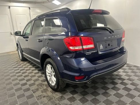Used 2017 Dodge Journey SXT w/ Premium Group AWD/4WD image 4