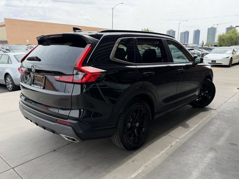 Used 2025 Honda CR-V Sport image 4