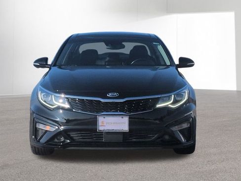 Used 2020 Kia Optima Premium image 2