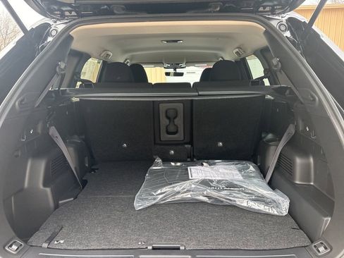 New 2026 Mitsubishi Outlander ES image 32