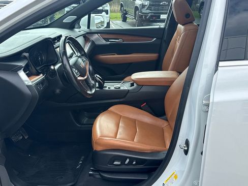 Certified 2020 Cadillac XT5 Premium Luxury AWD/4WD image 26