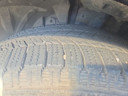 Used 2015 Nissan Rogue S image 12