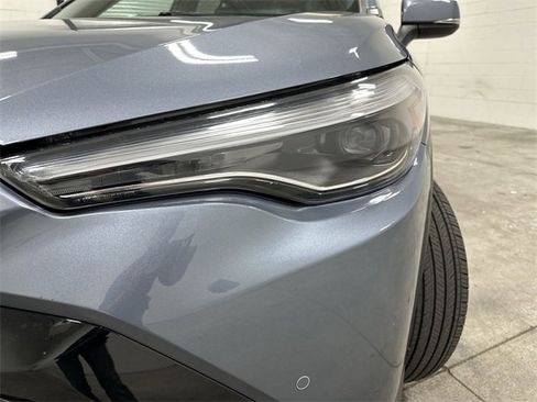 Used 2024 Toyota Corolla Cross XSE image 11