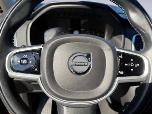 Used 2021 Volvo XC90 T6 Momentum w/ Climate Package AWD/4WD image 31