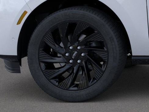 New 2026 Lincoln Navigator L Reserve AWD/4WD image 19
