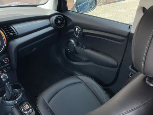 Used 2015 MINI Cooper 4-Door Hardtop image 54