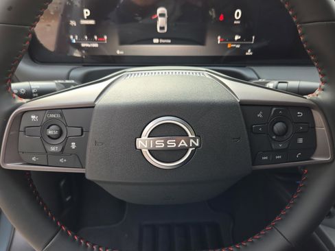 New 2026 Nissan Sentra SR w/ Floor Mat Package FWD image 25