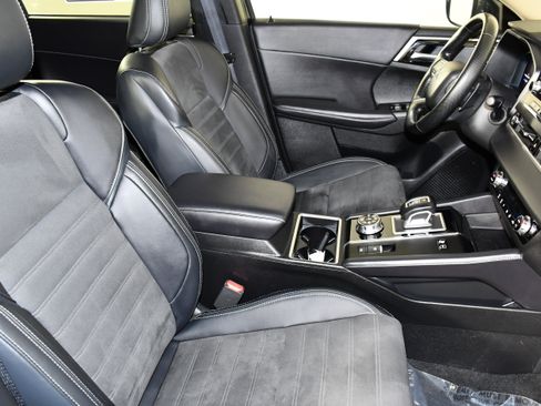 Used 2025 Mitsubishi Outlander SE AWD/4WD image 41