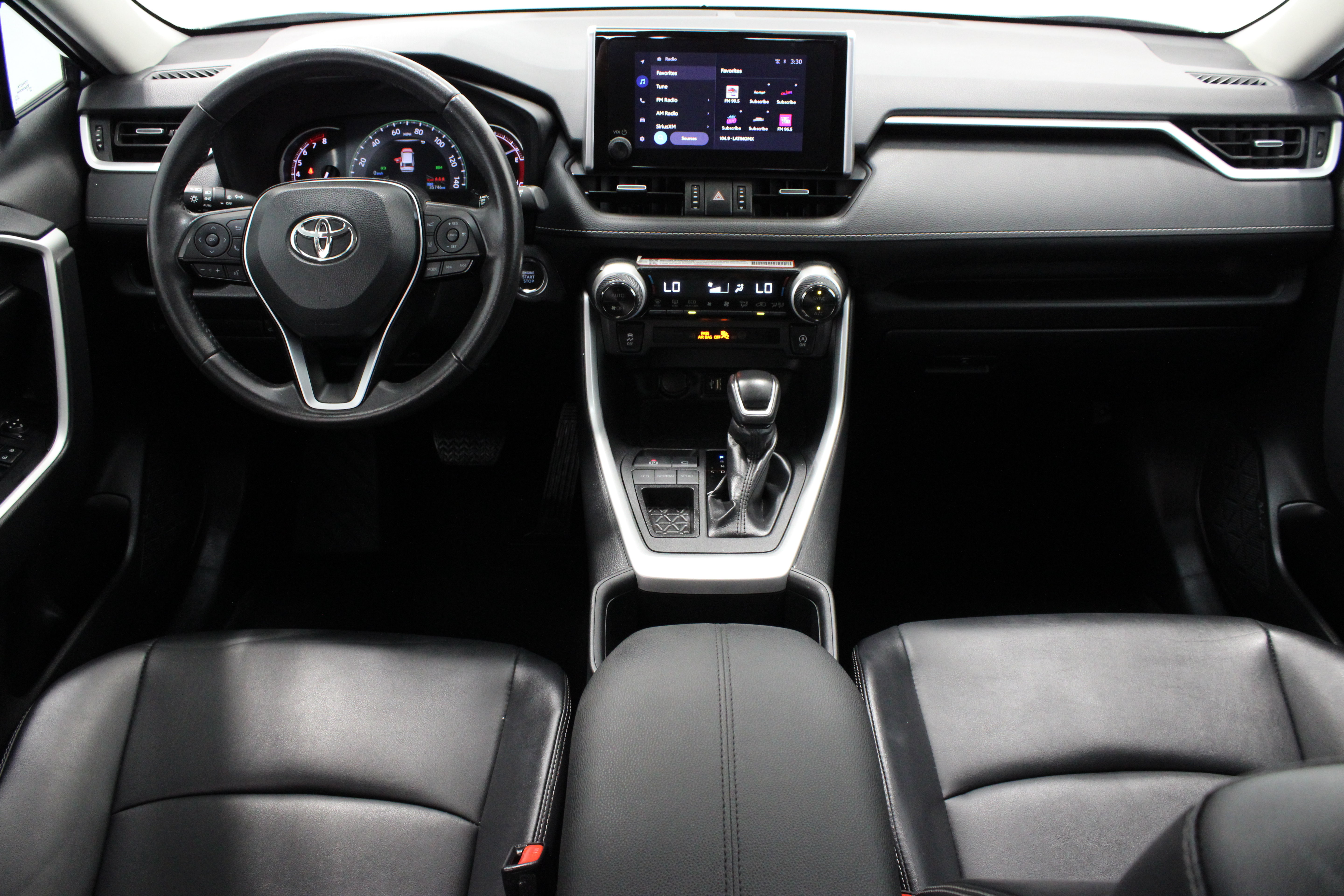 Certified 2025 Toyota RAV4 XLE Premium FWD image 28