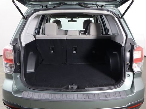 Used 2017 Subaru Forester 2.5i w/ Alloy Wheel Package image 17