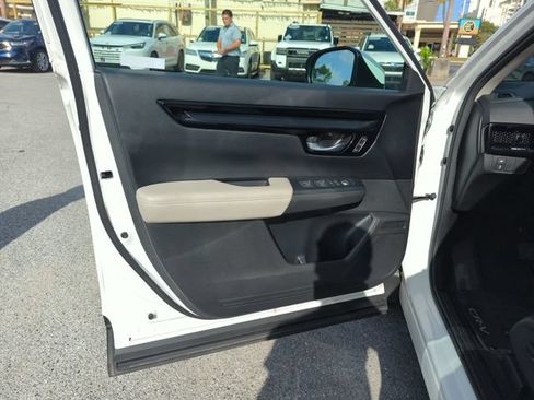 Used 2024 Honda CR-V EX-L image 17