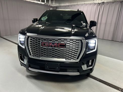 Used 2022 GMC Yukon Denali image 2