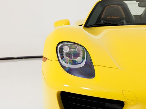 Used 2015 Porsche 918 Spyder AWD/4WD image 48