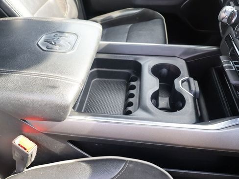 Used 2024 RAM 1500 Laramie image 13