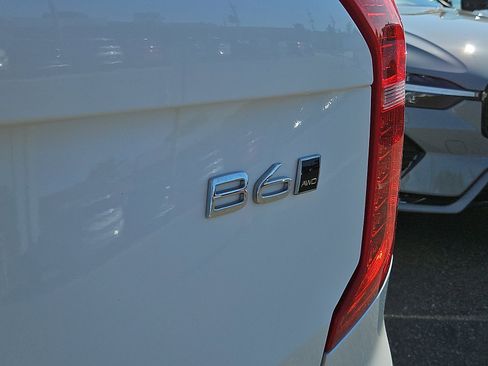 Used 2023 Volvo XC90 B6 Plus w/ Protection Package Premier AWD/4WD image 31