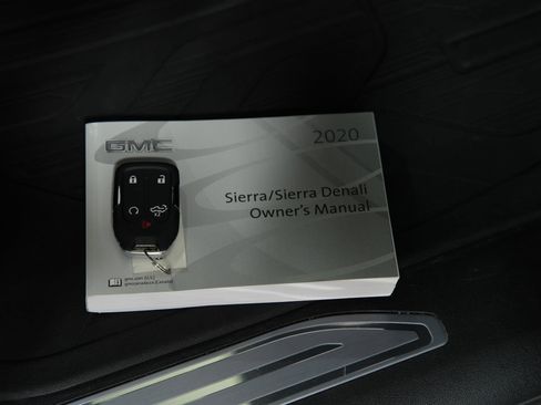 Used 2020 GMC Sierra 1500 SLT w/ SLT Premium Plus Package image 17