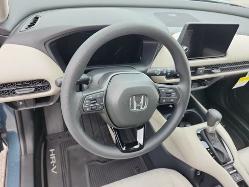 New 2026 Honda HR-V LX image 32