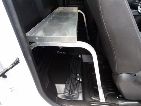 Used 2022 Chevrolet Colorado LT w/ Fleet Safety Package RWD image 32