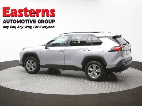 Used 2024 Toyota RAV4 XLE AWD/4WD image 60