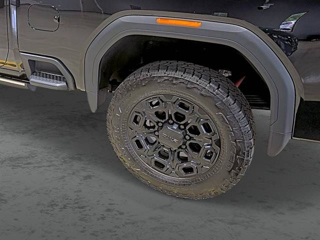 Used 2024 GMC Sierra 2500 Denali Ultimate AWD/4WD image 11