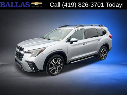 Used 2023 Subaru Ascent Limited AWD/4WD image 1