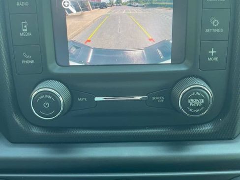 Used 2021 Jeep Gladiator Sport AWD/4WD image 19