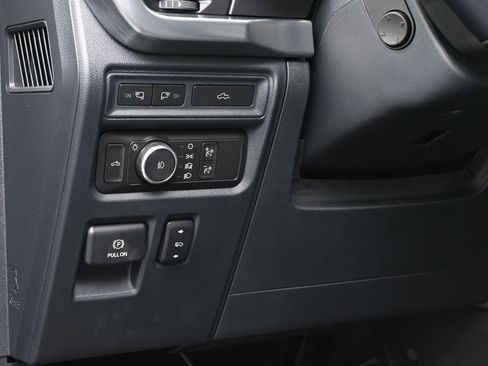 Used 2021 Ford F150 Lariat w/ Equipment Group 502A High AWD/4WD image 23