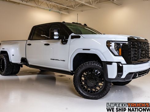 Used 2026 GMC Sierra 3500 Denali Ultimate AWD/4WD image 1