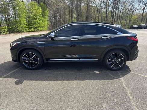 Certified 2025 INFINITI QX55 Essential w/ Accent Package image 9