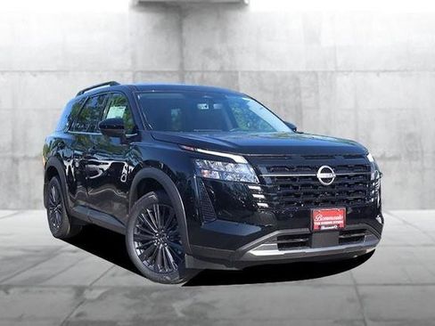 New 2026 Nissan Pathfinder SL AWD/4WD image 2