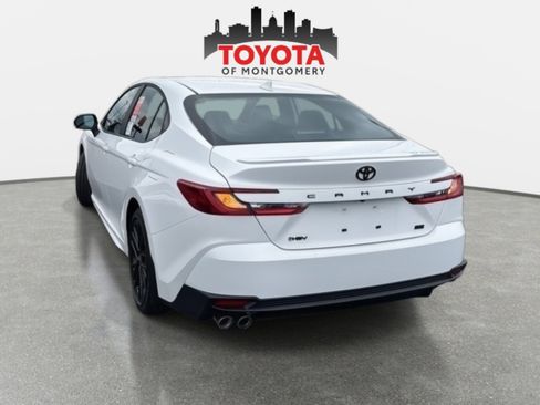 New 2026 Toyota Camry SE FWD image 4