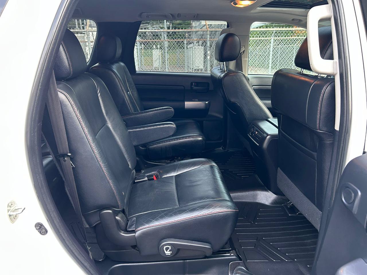 Used 2020 Toyota Sequoia TRD Pro w/ Carpet Mat Package (TMS) AWD/4WD image 19