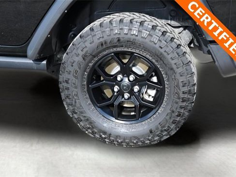 Used 2024 Jeep Wrangler Willys image 23